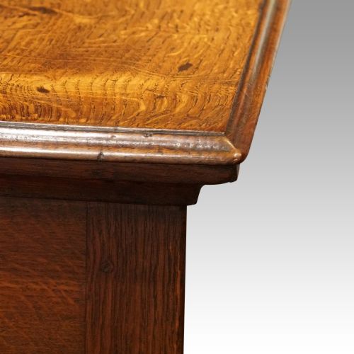fig 7. Georgian oak cabriole leg dresser base