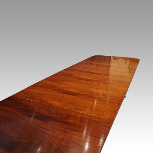 fig 5. Regency style mahogany 3 pillar dining table