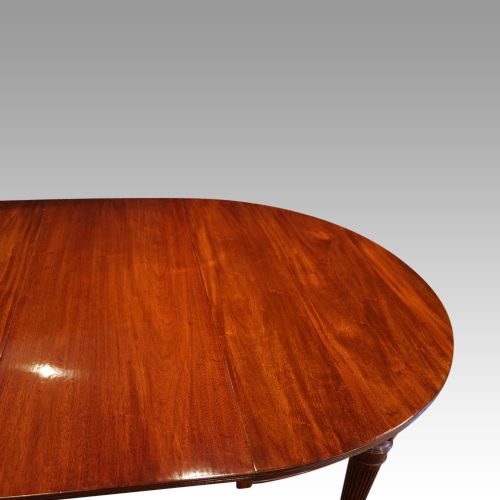 fig 2. Edwardian mahogany circular extending dining table