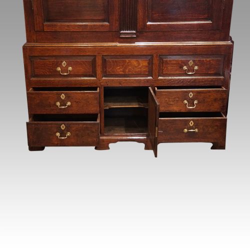 fig 3. George III oak livery cupboard