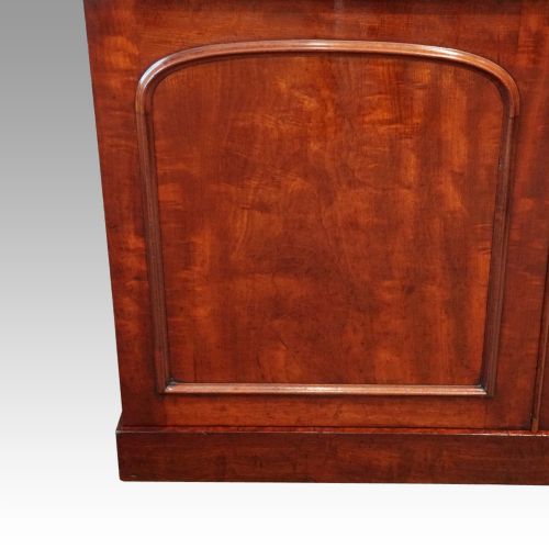 fig 7. Victorian mahogany library bookcase