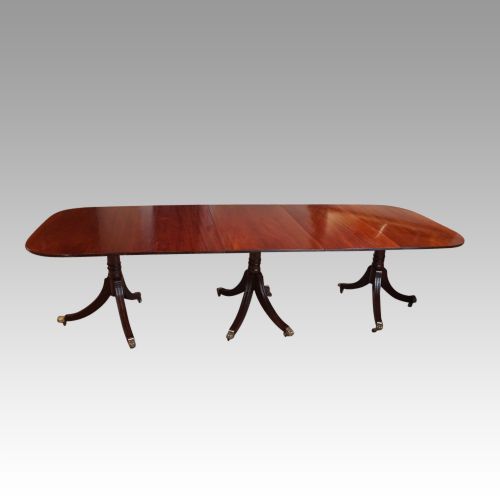 Edwardian Mahogany 3 Pillar Dining Table