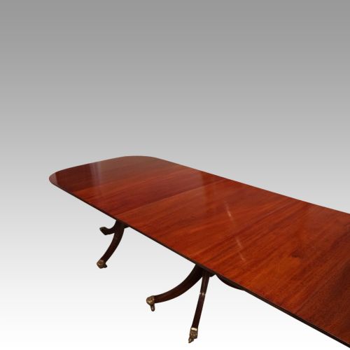 fig 3. Edwardian mahogany 3 pillar dining table