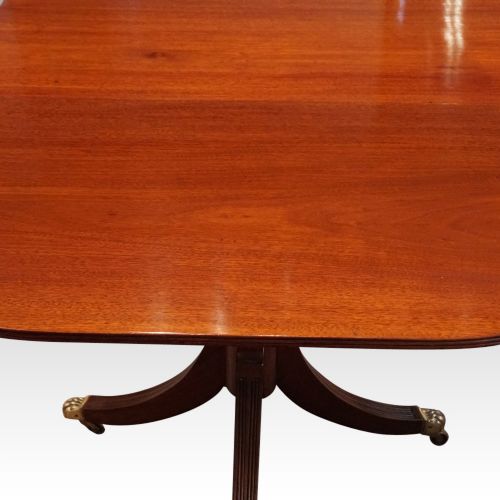 fig 9. Edwardian mahogany 3 pillar dining table