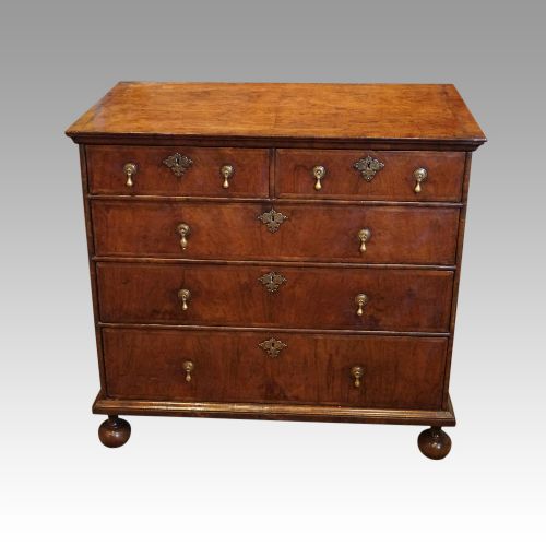Queen Anne Walnut Chest of Drawers