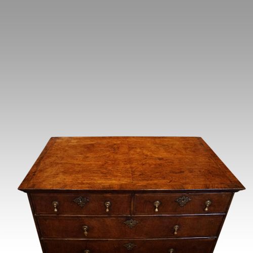 fig 1. Queen Anne walnut chest of drawers