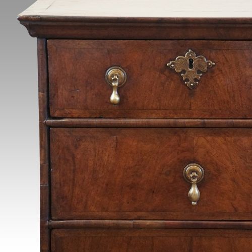 fig 6. Queen Anne walnut chest of drawers