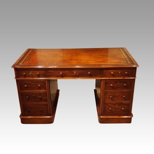 Antique Victorian Mahogany Pedestal Desk