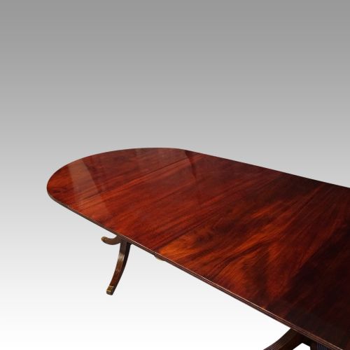 fig 2. George V mahogany 3 pillar dining table