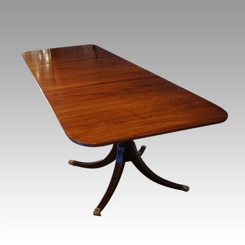 fig 4. Regency style mahogany dining table