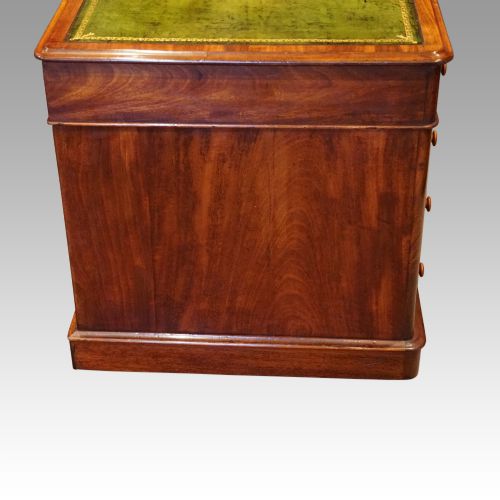 fig 3. Victorian mahogany pedestal desk