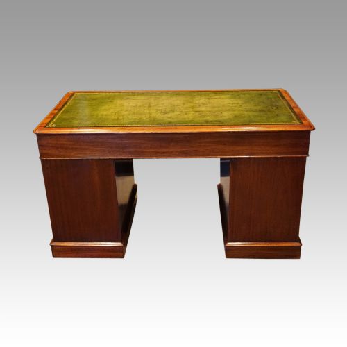 fig 7. Victorian mahogany pedestal desk