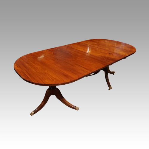 fig 8. Georgian style mahogany dining table