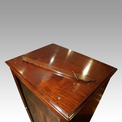 fig 2. Regency mahogany library cabinet