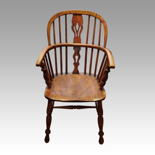 fig 1. Set of 6 19thc Windsor armchairs