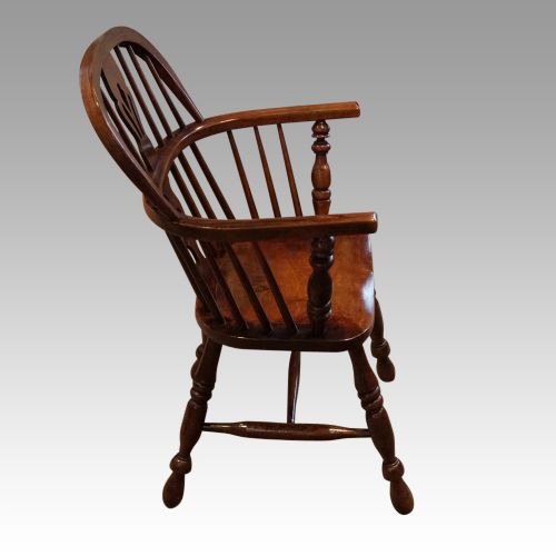 fig 1. Pair of 19thc Windsor armchairs