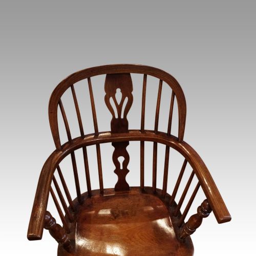 fig 3. Pair of 19thc Windsor armchairs