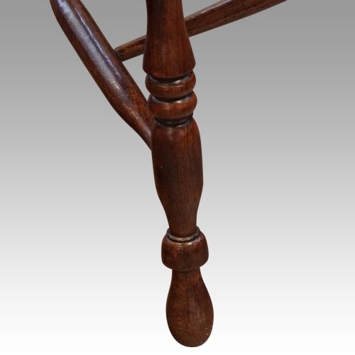 fig 4. Pair of 19thc Windsor armchairs