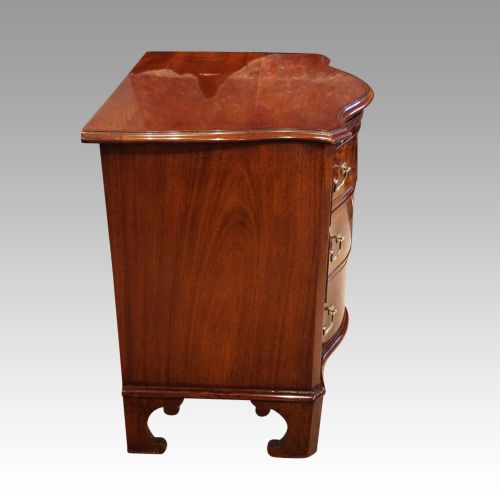 fig 4. Edwardian small serpentine chest