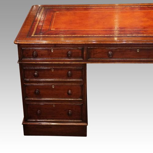 fig 3. Victorian mahogany pedestal desk 150cms