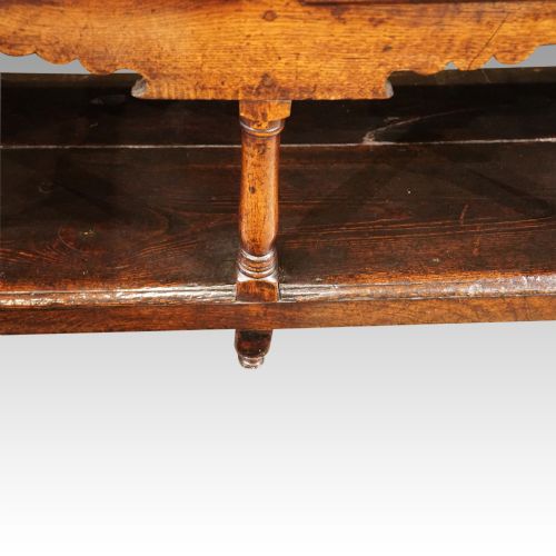 fig 3. George III oak dresser base