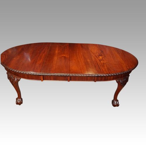 fig 5. Edwardian oval extending dining table