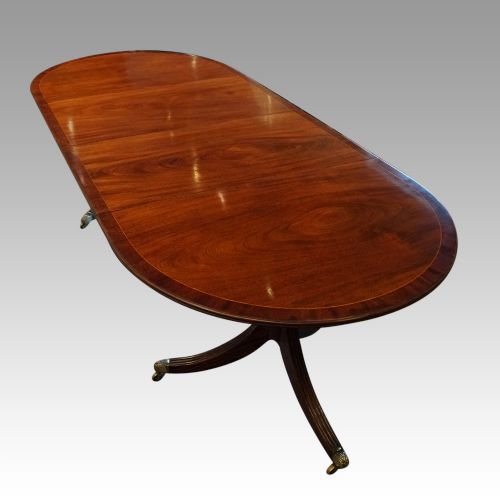 fig 5. George V mahogany dining table