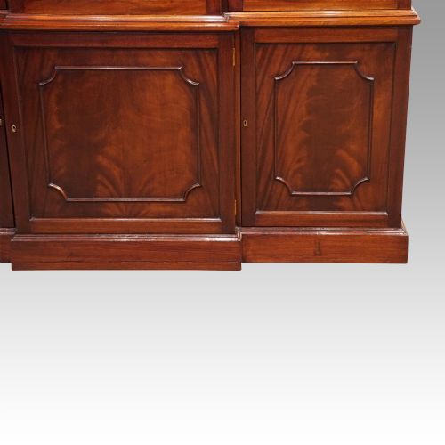 fig 7. George VI mahogany breakfront bookcase