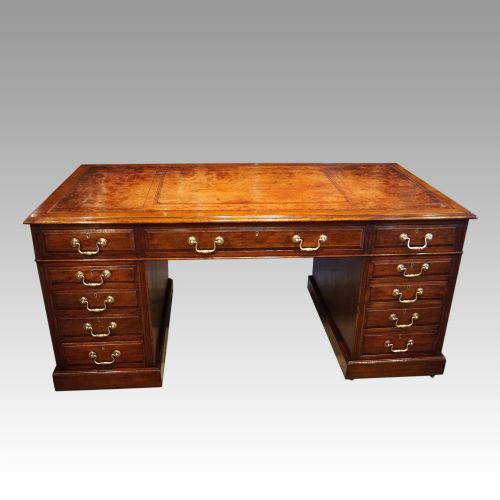 Edwardian Mahogany Large Pedestal Desk