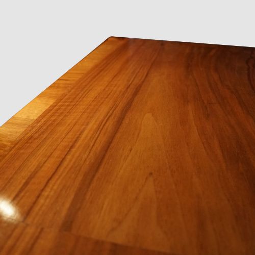 fig 5. George V walnut chest of drawers