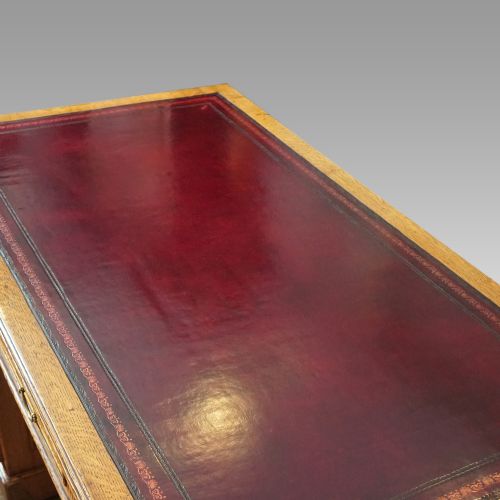 fig 1. Victorian oak pedestal desk