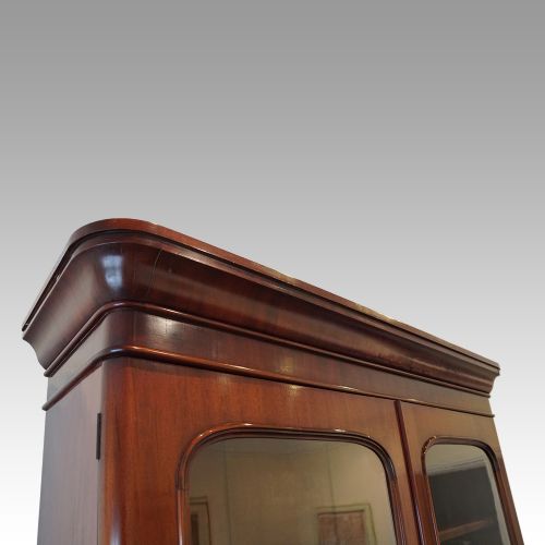 fig 4. Victorian mahogany library bookcase
