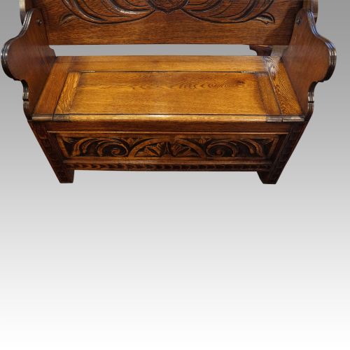 fig 3. Edwardian oak monks bench