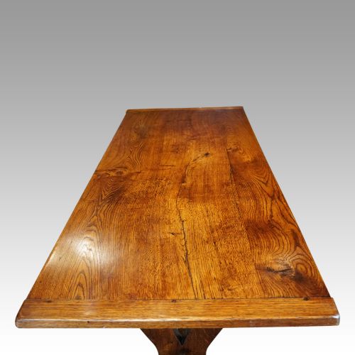 fig 2. Edwardian oak refectory dining table