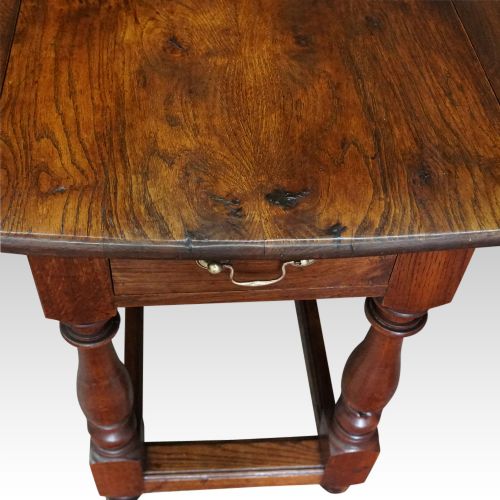 fig 2. Large oak Edwardian gateleg dining table
