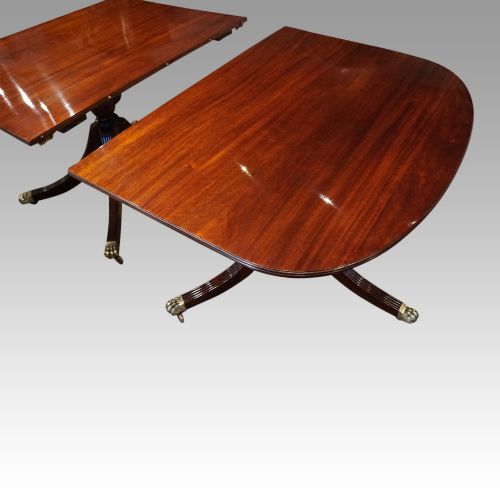 fig 4. George V mahogany 3 pillar dining table