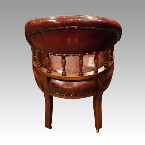 fig 4. Victorian leather desk chair