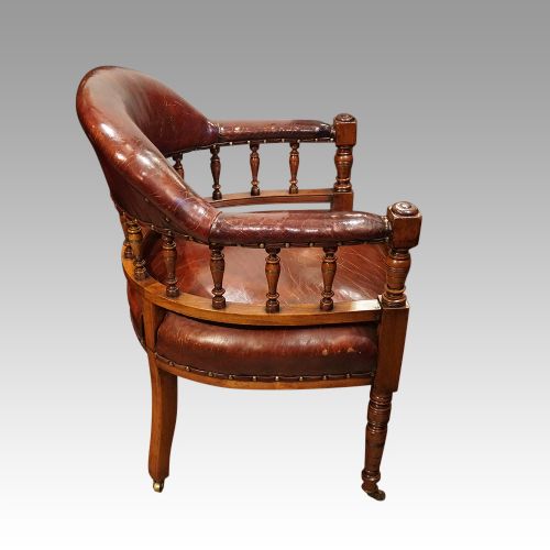 fig 6. Victorian leather desk chair
