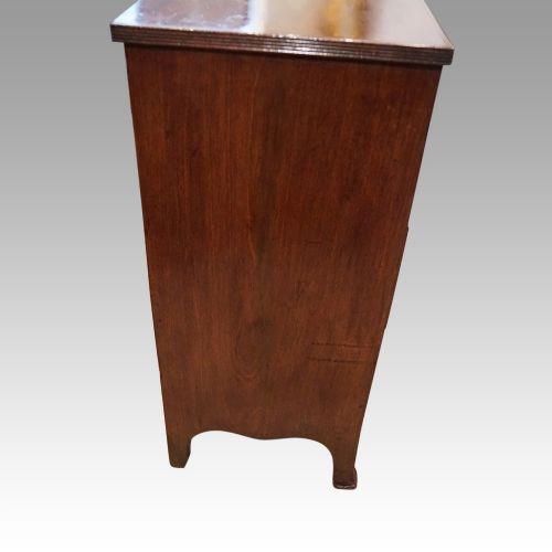 fig 5. George III mahogany chest with slide