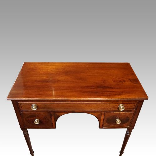 fig 1. Regency mahogany dressing table