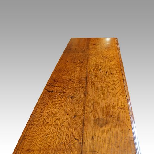 fig 6. George III cabriole leg dresser base