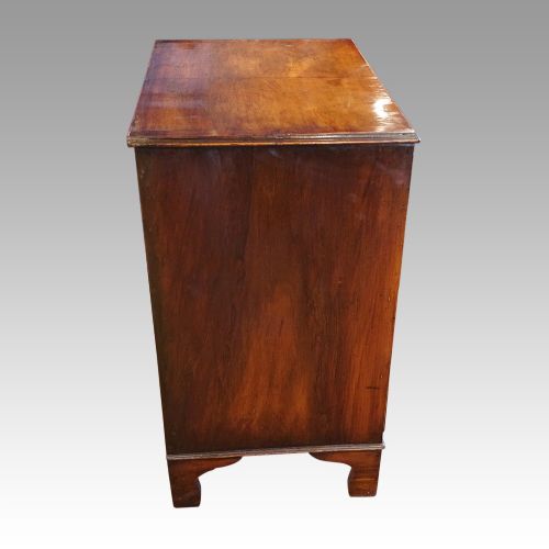 fig 5. Walnut small chest of drawers