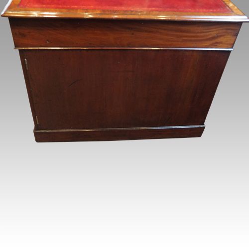 fig 7. Georgian Mahogany Partners Desk