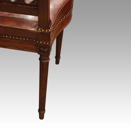 fig 4. Set of 8 Edwardian mahogany dining chairs