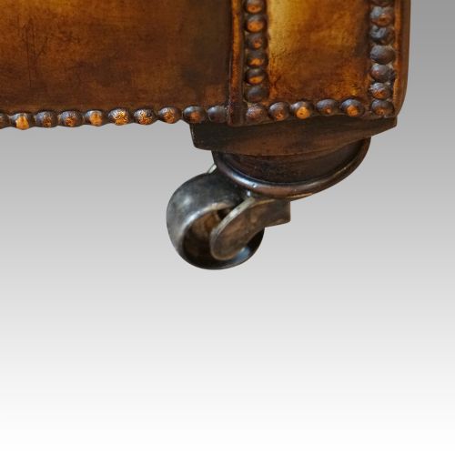 fig 6. Leather button back 2-seat Chesterfield