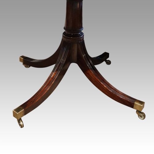 fig 5. Georgian style mahogany dining table