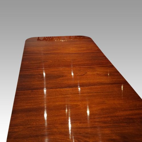 fig 8. Georgian style mahogany dining table