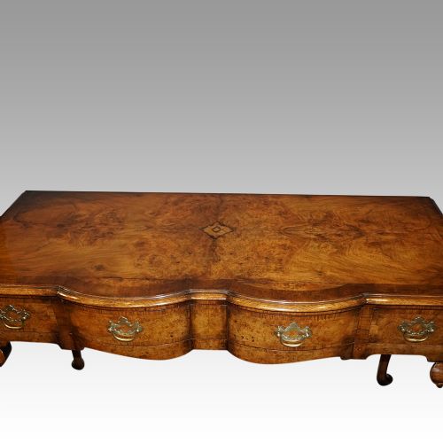 fig 7. Queen Anne style walnut side table
