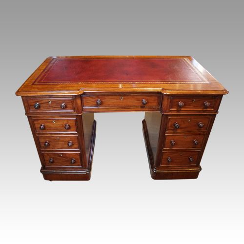 Victorian Pedestal Desk