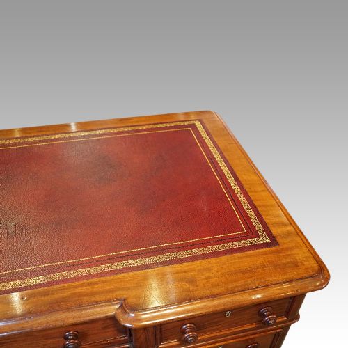 fig 6. Victorian pedestal desk